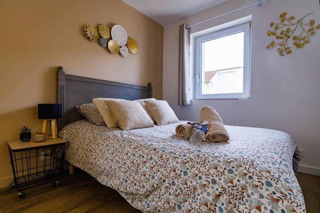 ריימס Joli Appartement, Le Bouchon Remois, Centre Ville מראה חיצוני תמונה